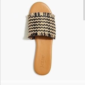 🔥Brand new in box J.Crew raffia slides sold out🔥